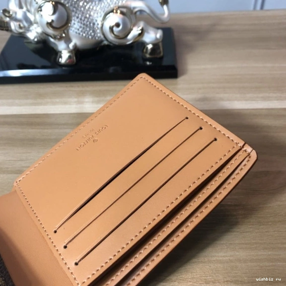 WIS MULTIPLE LOUIS VUITTON WALLET 0811